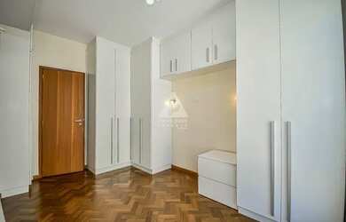 Imagem 10: Apartamento refomado a venda com 2 quartos e dependência revertida para...