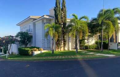 Imagem: A casa em condomínio possui 3 Dormitórios, 3 Banheiros, 4