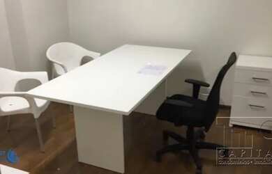 Imagem: O depósito possui 1 Vaga na garagem, 46m² de Área e está