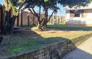 Imagem 2: Casa a venda. 2.500m² de Área, 1 Vaga na garageme2 Dormitórios