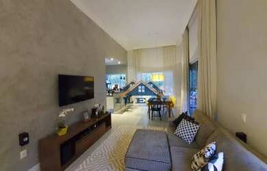 Imagem: A casa em condomínio possui 3 Dormitórios, 3 Banheiros, 4