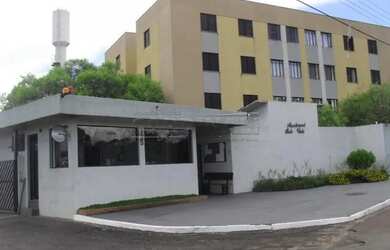 Imagem: O apartamento possui 3 Dormitórios, 1 Banheiro, 1 Vaga na garagem