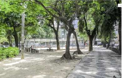 Imagem: O apartamento possui 2 Dormitórios, 2 Banheiros, 70m² de Área