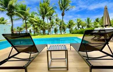 Imagem 1: Casa Pé na Areia em Condomínio para Aluguel e Venda tem 350 Metros Quadrados com 7 Suítes