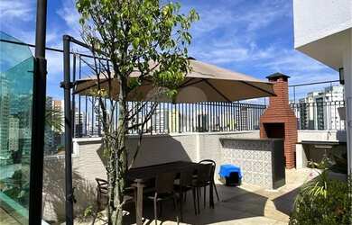 Imagem: O apartamento na cobertura possui 4 Dormitórios, 2 Banheiros