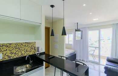 Imagem: O studio possui 1 Dormitório, 1 Banheiro, 1 Vaga na garagem