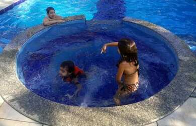 Imagem: A pousada chalé possui 5 Dormitórios, Acomodam 30 pessoas