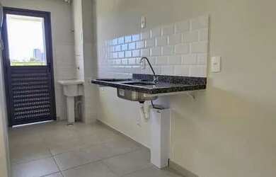 Imagem: O apartamento possui 1 Vaga na garagem, 65m² de Área e está