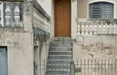 Imagem: A casa possui 3 Dormitórios, 3 Banheiros, 3 Vagas na garagem