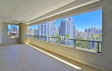 Imagem: O apartamento possui 4 Dormitórios, 5 Banheiros, 4 Vagas na