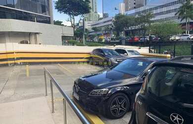 Imagem 3: Loja à venda em Salvador, Caminho das Árvores, 1 banheiro, 1 vaga