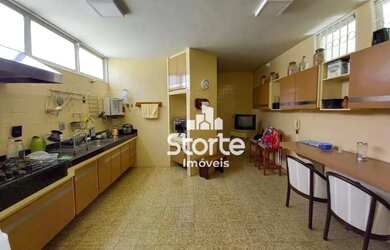 Imagem 4: Casa estilo sobrado com 4 dormitórios à venda, 340m² por R$ 1.750.000...