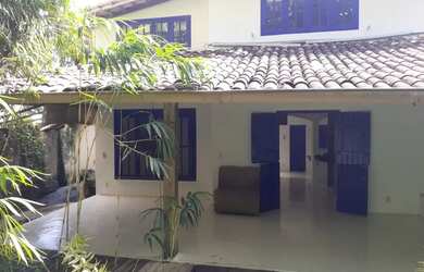 Imagem: A casa possui 1 Dormitório, 1 Banheiro, 380m² de Área e