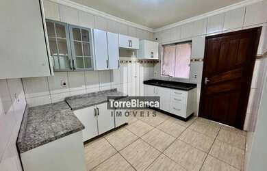 Imagem 5: Venda - Casa Semimobiliada com 3 quartos, 3 vagas de garagem, Churrasqueira,...