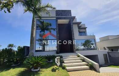 Imagem: A casa em condomínio à venda possui 4 Dormitórios, 5 Banheiros