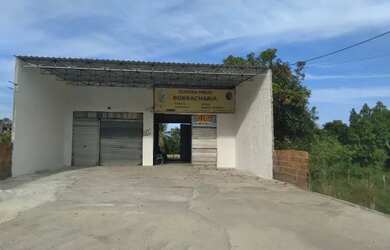 Imagem: O depósito e está localizado em Parque Das Mangabas, Camaçari