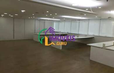 Imagem: O depósito à venda possui 4 Vagas na garagem e 210m² de Área