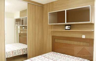 Imagem: O apartamento possui 3 Dormitórios, 1 Banheiro, 1 Vaga na garagem