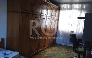 Imagem 12: Vende Excelente casa de esquina, localizada em bairro nobre de Porto Alegre