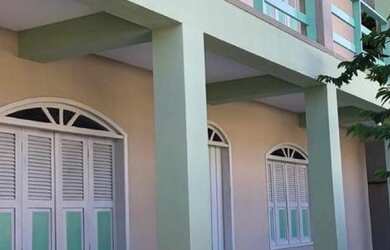 Imagem: O depósito possui 3 Vagas na garagem, 390m² de Área, Imóvel