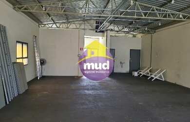 Imagem: O depósito possui 408m² de Área e está localizado em Santos