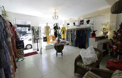 Imagem: O depósito possui 1 Vaga na garagem e 110m² de Área e está