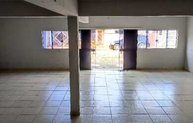 Imagem 6: Salão comercial