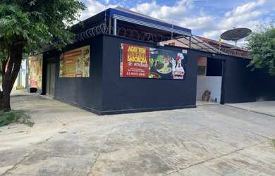 Imagem 1: Vendo imóvel de esquina 706 sul