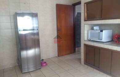 Imagem 6: Sobrado com piscina. Piscina, Churrasqueira, VarandaeGuarda roupa