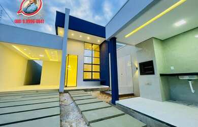 Imagem: A casa possui 3 Dormitórios, 2 Banheiros, 3 Vagas na garagem