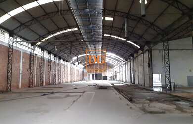 Imagem: O depósito possui 5 Vagas na garagem, 42.000m² de Área, Imóvel