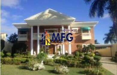 Imagem: A casa em condomínio possui 5 Dormitórios, 5 Banheiros, 5