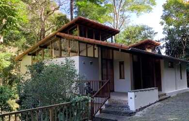 Imagem: A casa em condomínio possui 3 Dormitórios, 1 Banheiro, 150m²