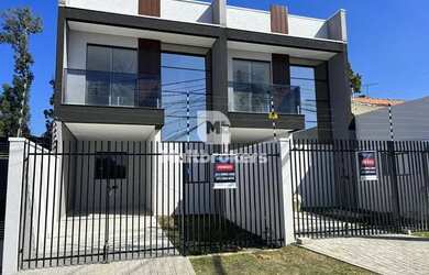 Imagem: A casa possui 2 Dormitórios, 2 Banheiros, 1 Vaga na garagem