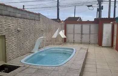 Imagem 2: Casa com piscina a venda na Praia de Mongaguá R$ 240.000,00 a vista 1...