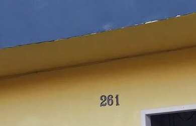 Imagem: A kitnet possui 1 Dormitório, 1 Banheiro, 2 Vagas na garagem