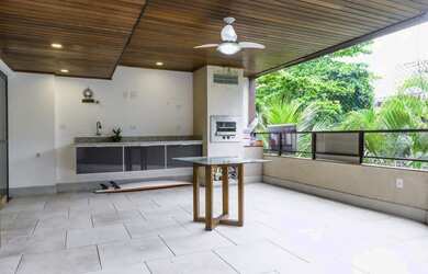 Imagem: O apartamento possui 4 Dormitórios, 4 Banheiros, 2 Vagas na