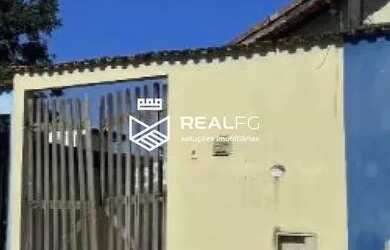 Imagem: A casa possui 2 Dormitórios, 1 Banheiro, 60m² de Área e