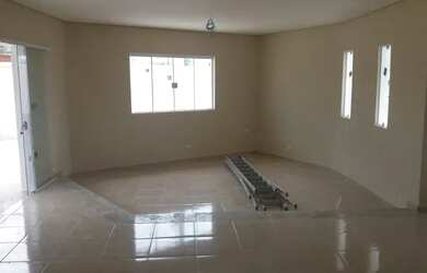 Imagem 14: Vendo troco casa litoral. Piscina, Churrasqueira, 200m² de Áreae4 Vagas...