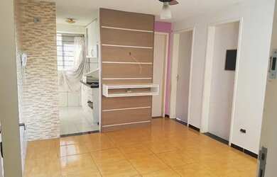 Imagem: O apartamento possui 2 Dormitórios, 1 Banheiro, 2 Vagas na