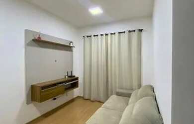 Imagem: A casa possui 2 Dormitórios, 2 Banheiros, 2 Vagas na garagem