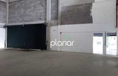 Imagem 4: Galpão, 2000 m² - venda por R$ 3.700.000,00 ou aluguel por R$ 20.000,00/mês - Itaipava - P