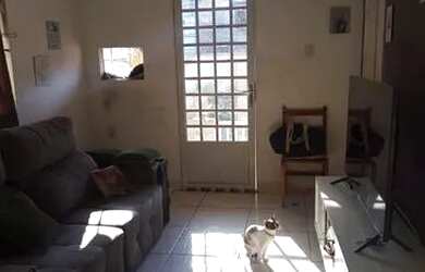 Imagem: A casa possui 2 Dormitórios, 2 Banheiros, 100m² de Área e