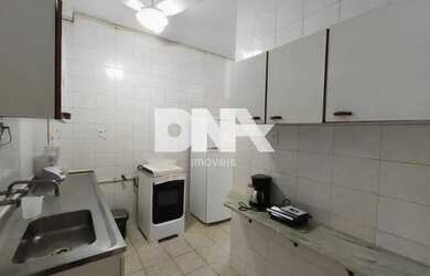 Imagem 15: Apartamento - / Residencial / Copacabana