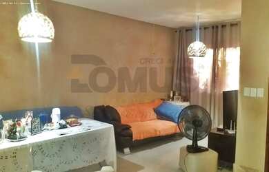 Imagem: A casa em condomínio possui 3 Dormitórios, 2 Banheiros, 2