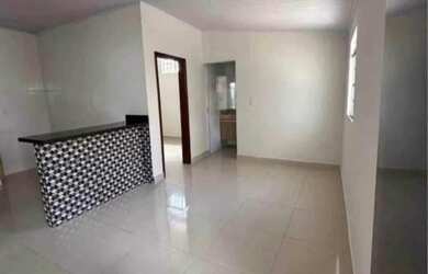 Imagem 3: VENDO ESSA CASA NO PARQUE 10, PRÓXIMO AO VENEZA. - CASA VAZIA