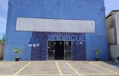 Imagem: O depósito possui 5 Vagas na garagem, 60m² de Área e está