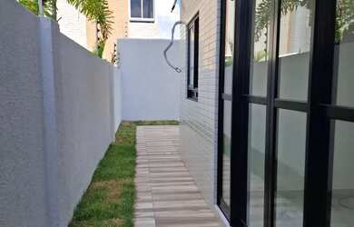 Imagem: Apartamento novo térreo com 2 quartos a 100m da praia