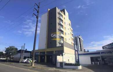 Imagem: O apartamento possui 1 Dormitório, 1 Banheiro, 1 Vaga na garagem