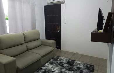 Imagem: A casa possui 5 Dormitórios, 2 Banheiros, 5 Vagas na garagem